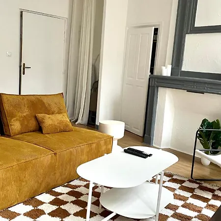 Elegance Et Cathedrale Apartment Nevers Exterior photo
